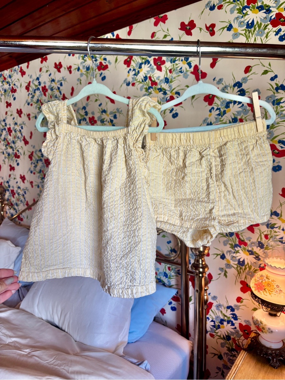 h&m girls 2t yellow striped seersucker tank top & shorts summer set